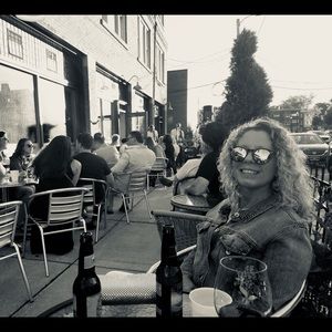 Meet your Posher, Connie